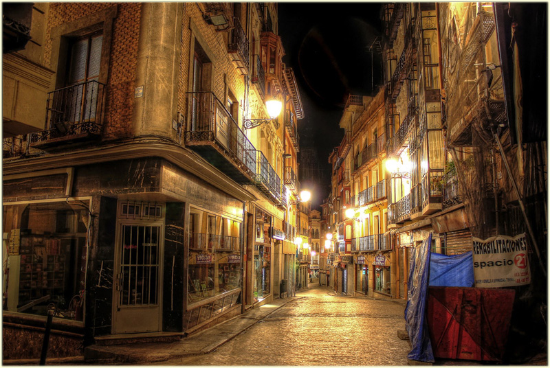 Calle Cordonerís in the old town